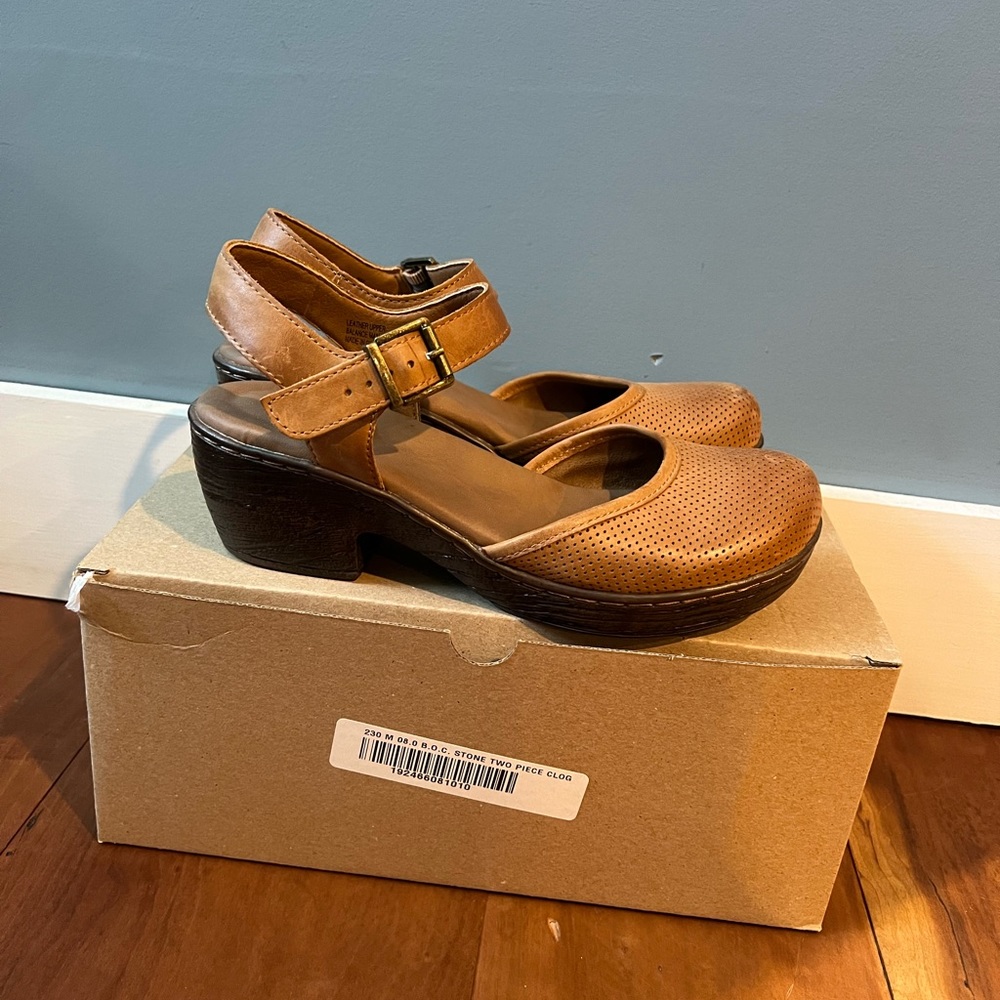 B. O. C. Stone Mary Jane Clog